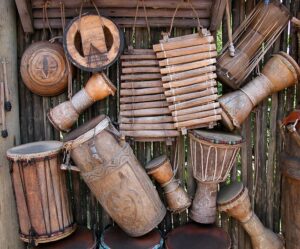 Come gli strumenti musicali influenzano il nostro corpo